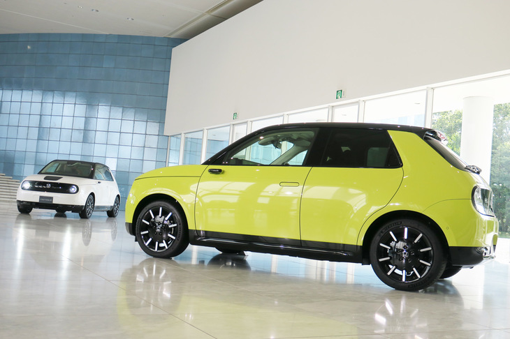 ホンダeアドバンス（エクステリア）