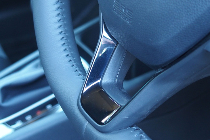 ホンダWR-V Zブラックスタイル（ステアリングホイール）