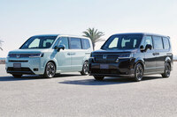 新型「ステップワゴン」のラインナップは、スタンダードな「エアー」（左）と、スポーティーな「スパーダ」（右）の2本立てとなっている。