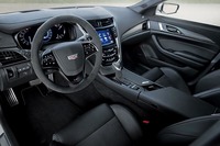 「キャデラックCTS-V」によりスポーティーな限定車登場の画像