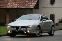 アルファ・ロメオ・アルファ・ブレラ3.2 V6（4WD/6MT）／2.2 JTS（FF/6MT）【海外試乗記】