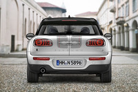 ファッションブランドとコラボした「MINIクラブマン」の限定車発売の画像