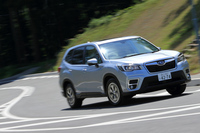 走行モード切り替え機構「SI-DRIVE」は全車標準装備で、「I」と「S」の2モードから制御を選択できる。