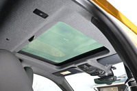 ジープ・アベンジャー4xeハイブリッド アップランド スタイルパック装着車（4WD/6AT）【試乗記】の画像