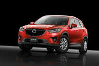 2012年に発売された初代「マツダCX-5」。「SKYACTIV」と総称されるマツダの次世代技術が全面的に取り入れられたミドルサイズSUVだった。