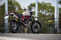 ドゥカティ・スクランブラー デザートスレッド（MR/6MT）【レビュー】