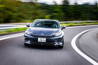 新型「プレリュード」では「SPORT」「GT」「COMFORT」「INDIVIDUAL」という4つのドライブモードが設定されている。GTモードがいわゆるノーマルモードとなる。INDIVIDUALモードでは、パワートレインやステアリング、サスペンションなど6つの項目を任意に変更可能だ。