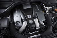 ２基のターボで過給される、「メルセデスAMG GLS63 4MATIC」のエンジン。最高出力585psを発生する。