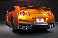 日産、GT-Rの2017年モデルを国内初披露の画像