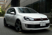 「VWゴルフ」にスポーティモデル「GTI」追加の画像