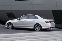 「E63 AMG」新エンジンを搭載し、デビューの画像