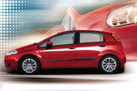 フィアット「グランデプント」が一部改良で“滑りづらく”の画像