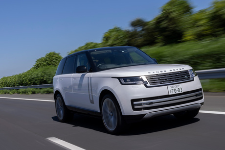 英国が誇る高級SUV「ランドローバー・レンジローバー」が、5代目にフルモデルチェンジ。先代よりプラットフ...