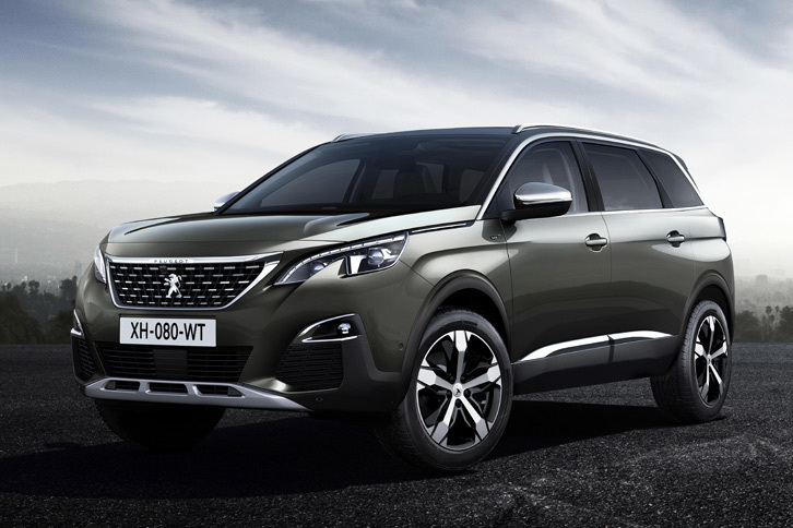 「プジョー5008GT BlueHDi」