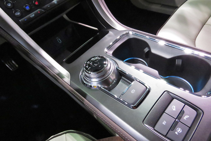 フォード・フュージョン エナジー