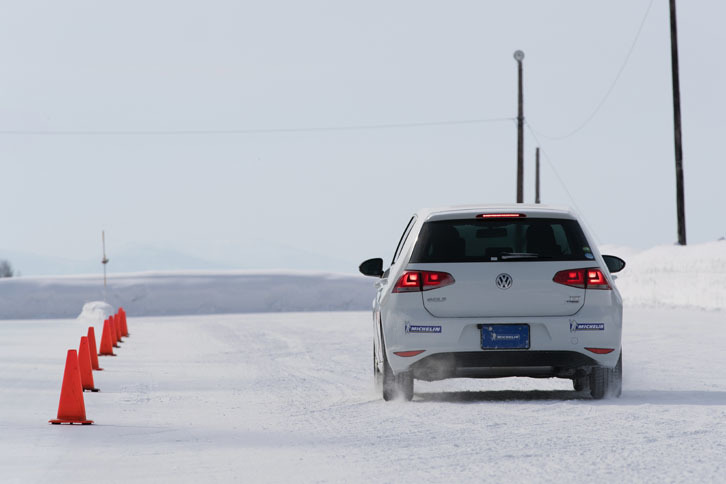 アイスブレーキ性能だけでなく、今回は「X-ICE3＋」のコントロール性の良さ、各性能のバランスの良さが印象的だった。