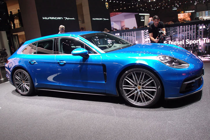 ポルシェ・パナメーラ スポーツツーリスモ