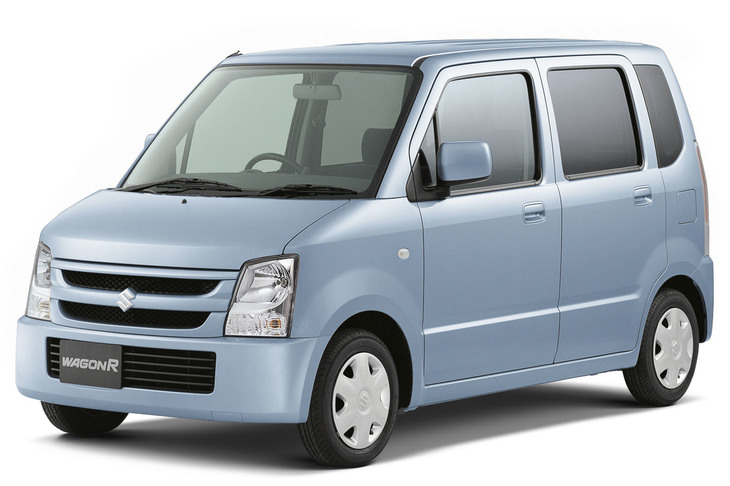 2003年発売の3代目では、モデルライフの終盤でコワモテフェイスの「スティングレー」が追加された（写真はノーマル）。