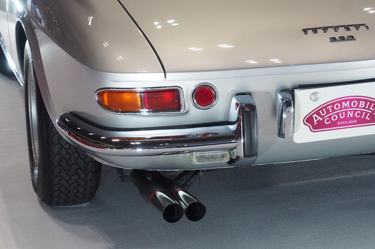 フェラーリ330GTC