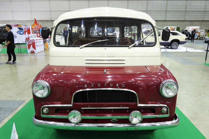 ベッドフォードCAドーモビル（1961年）／Classic Camper Japan by RANGERS