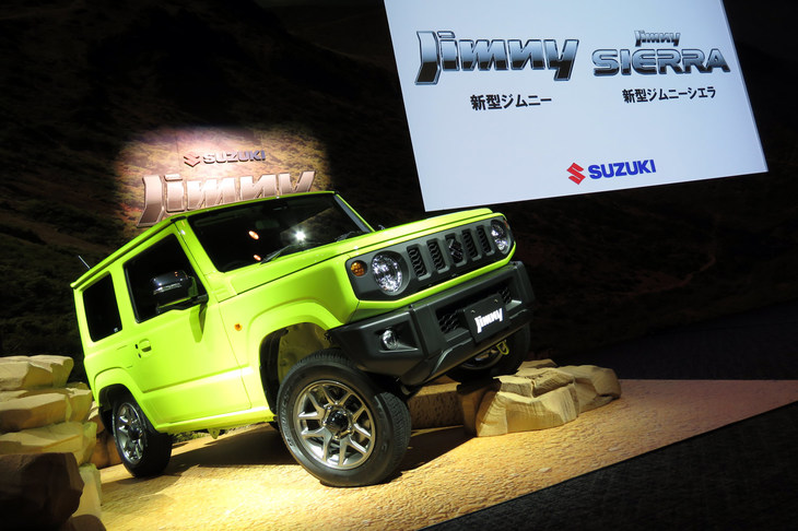 20年ぶりのフルモデルチェンジで登場した新型「ジムニー／ジムニーシエラ」。今回もまた、スズキを代表するロングセラーとなるに違いない。