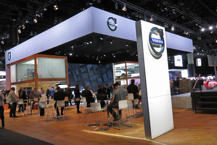ロサンゼルスモーターショー2017のボルボブースの様子。
