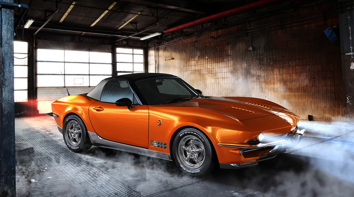 光岡自動車の創業50周年記念モデル「ロックスター」。2018年12月に200台限定で受注が始まったものの、あっという間に完売した。