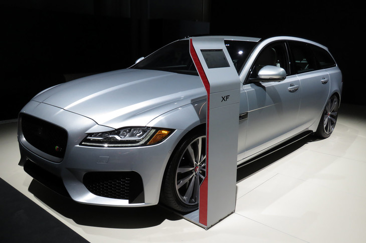 ジャガーXFスポーツブレーク