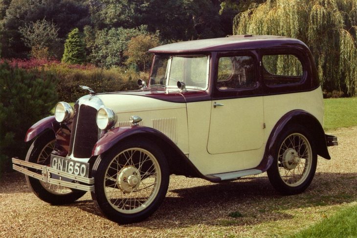 ライオンズとウォームズレイの手がけた「オースチン・セブン スワロー」。2人は1927年にコーチビルダーとして四輪車事業に進出した。