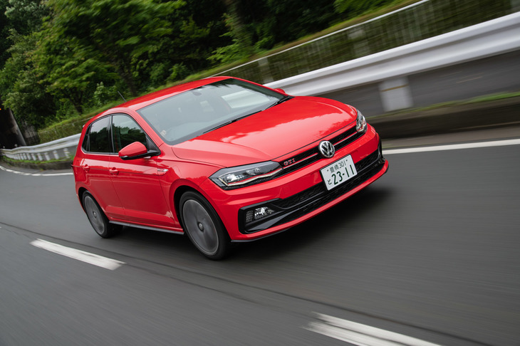「ポロGTI」の動力性能は、0-100km/h加速が6.7秒、最高速が235km/hとアナウンスされている（本国仕様）。