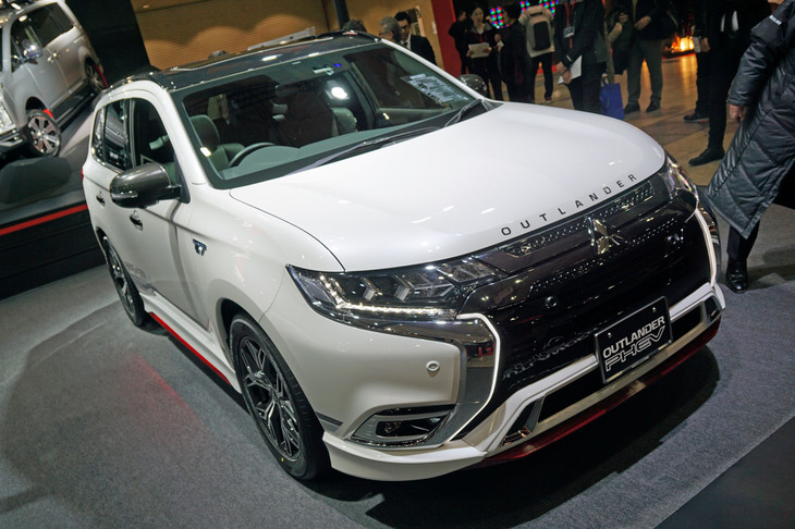 三菱アウトランダーPHEV（オプション装着車）