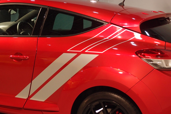 メガーヌR.S. 273ファイナルエディション（シルバーサイドデカール）