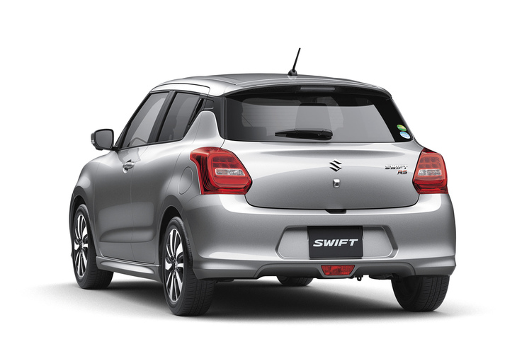 4代目にあたる「スズキ・スイフト」の現行モデルは2017年1月に登場。軽量・高剛性の新世代プラットフォーム「HEARTECT（ハーテクト）」が採用されている。最高出力91PSの1.2リッター直4自然吸気エンジンに加え、同エンジンにモーターアシスト機構を組み合わせたマイルドハイブリッドシステムや電動走行も可能なフルハイブリッドシステムを搭載したモデルもラインナップする。