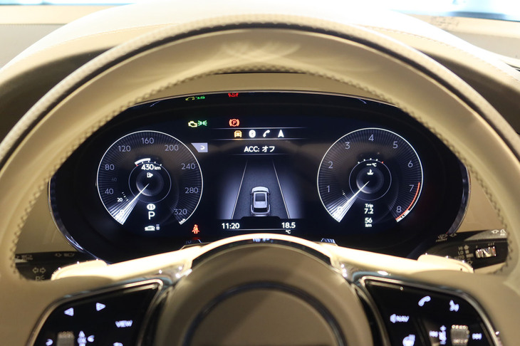ベントレー・ベンテイガEWBアズール ファーストエディション（メーターパネル）