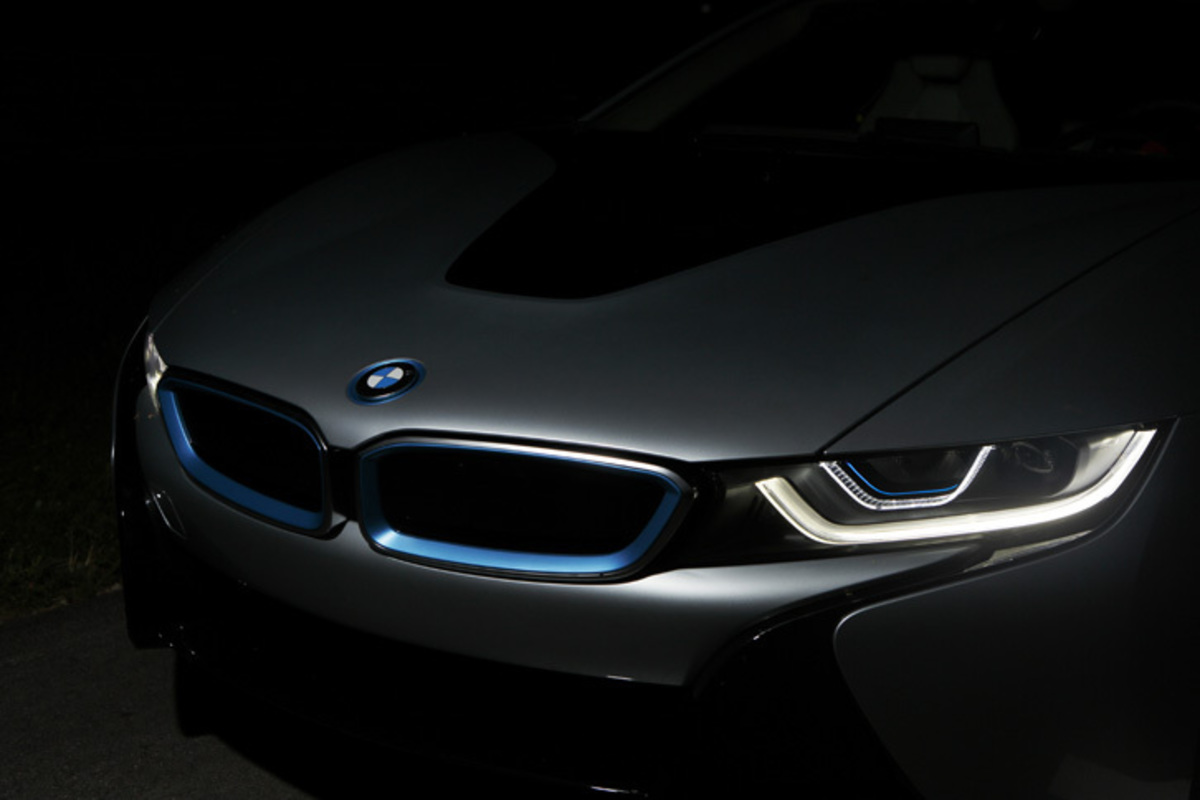 BMW i8」に次世代ライト技術を搭載 【ニュース】 - webCG