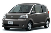 雪国の方にも――「トヨタ・ポルテ」に4WD追加