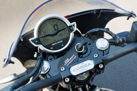 BMW R12 nineT（6MT）／モト・グッツィV7ストーン コルサ（6MT）／ドゥカティ・スクランブラー アイコン（6MT）【試乗記】の画像