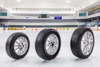 サイズは135/80R12から285/35R20までの全111種類をラインナップ。価格は9460円から11万7150円。