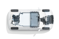 EVバージョンの「トゥインゴ」は、リアに搭載される最高出力82PS（60kW）のモーターで後輪を駆動。バッテリー容量は22kWhで、一充電走行距離はWLTPモードで190kmとされている。