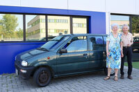 マージ夫妻の「M80スーパーデラックス」（3代目「スバル・レックス」の欧州名）も健在だった。長持ちの秘訣（ひけつ）はただひとつで、「オイル交換を決して怠らないことです」とニコロ氏。