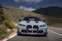 BMWの量産車最速モデル「M4 CSL」　25台限定で注文受け付けスタートの画像