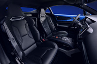 「A110ブルーアルピーヌエディション」のシート。