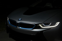 「BMW i8」に次世代ライト技術を搭載の画像