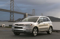 【写真上】「MD-X コンセプト」【写真下】「RDX」