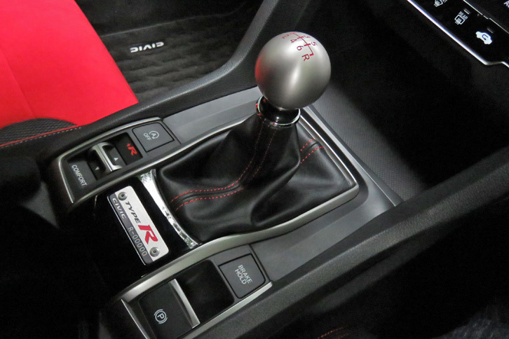 ホンダ・シビック タイプR（シフトノブ）