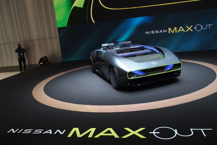 日産マックスアウト（フロントビュー）