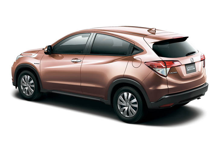 新色のボディーカラー「シナモンブロンズ・メタリック」。