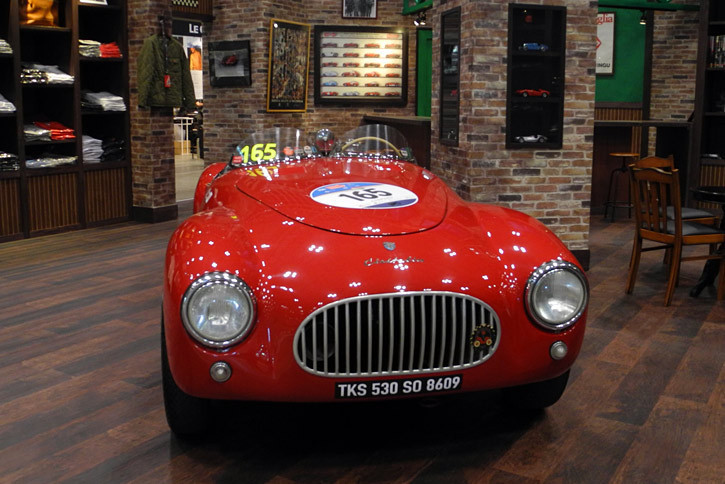 Mile Miglia／VETERANCAR CLUB JAPAN／La Festa Mille Migliaのブースに展示された「チシタリア202」。