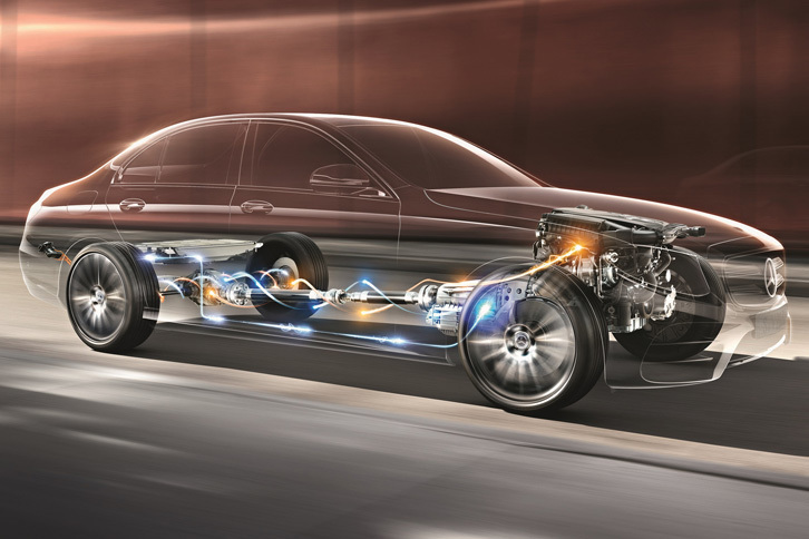 満充電の状態から、電気のみで約20kmの距離を走ることができる。