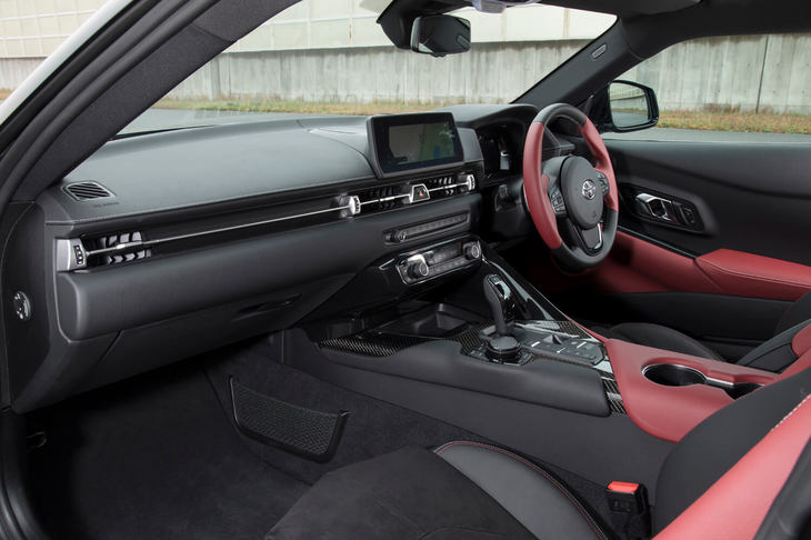 トヨタ・スープラ（インテリア）